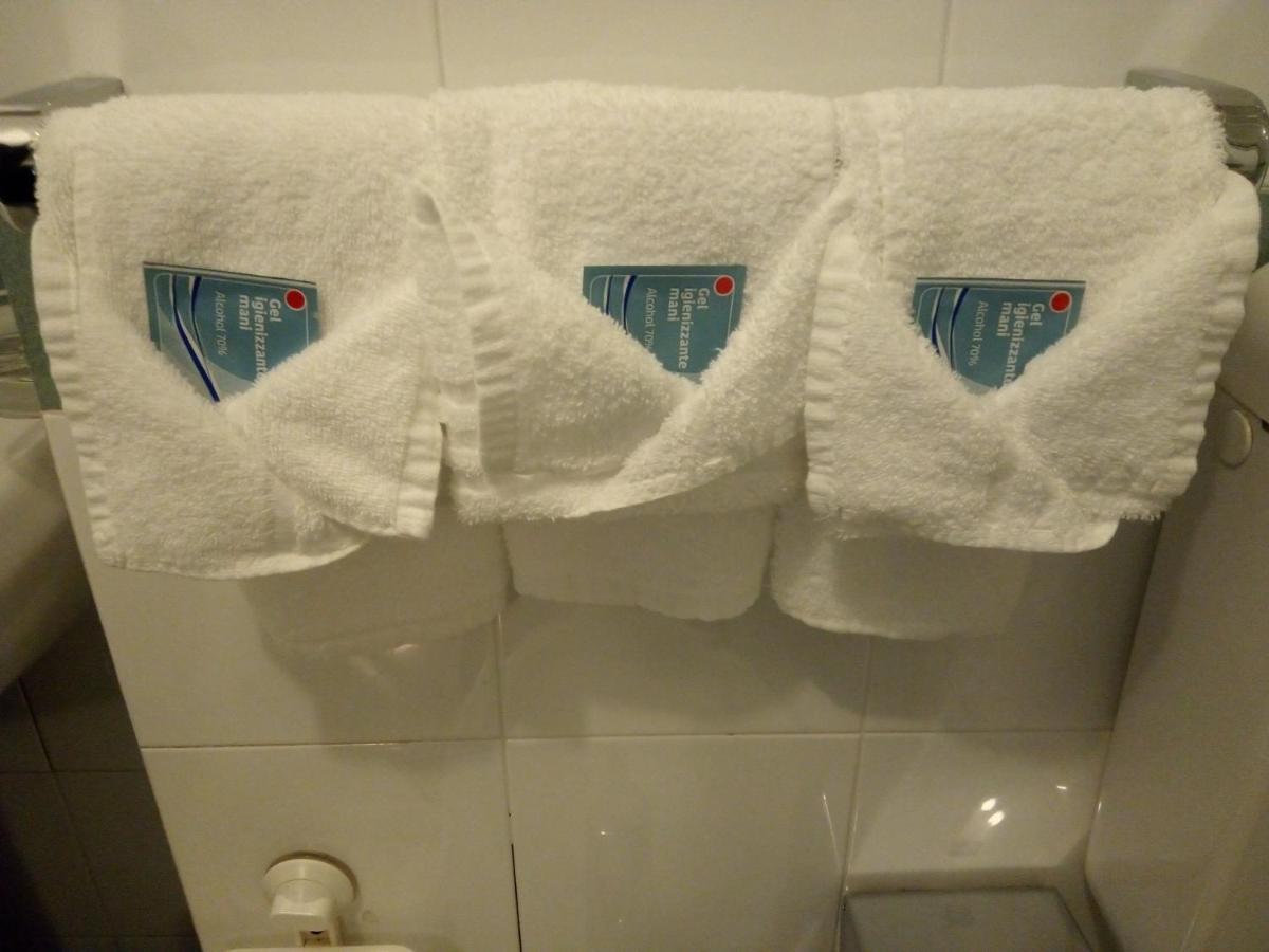 Hotel Tirreno Генуя Екстер'єр фото