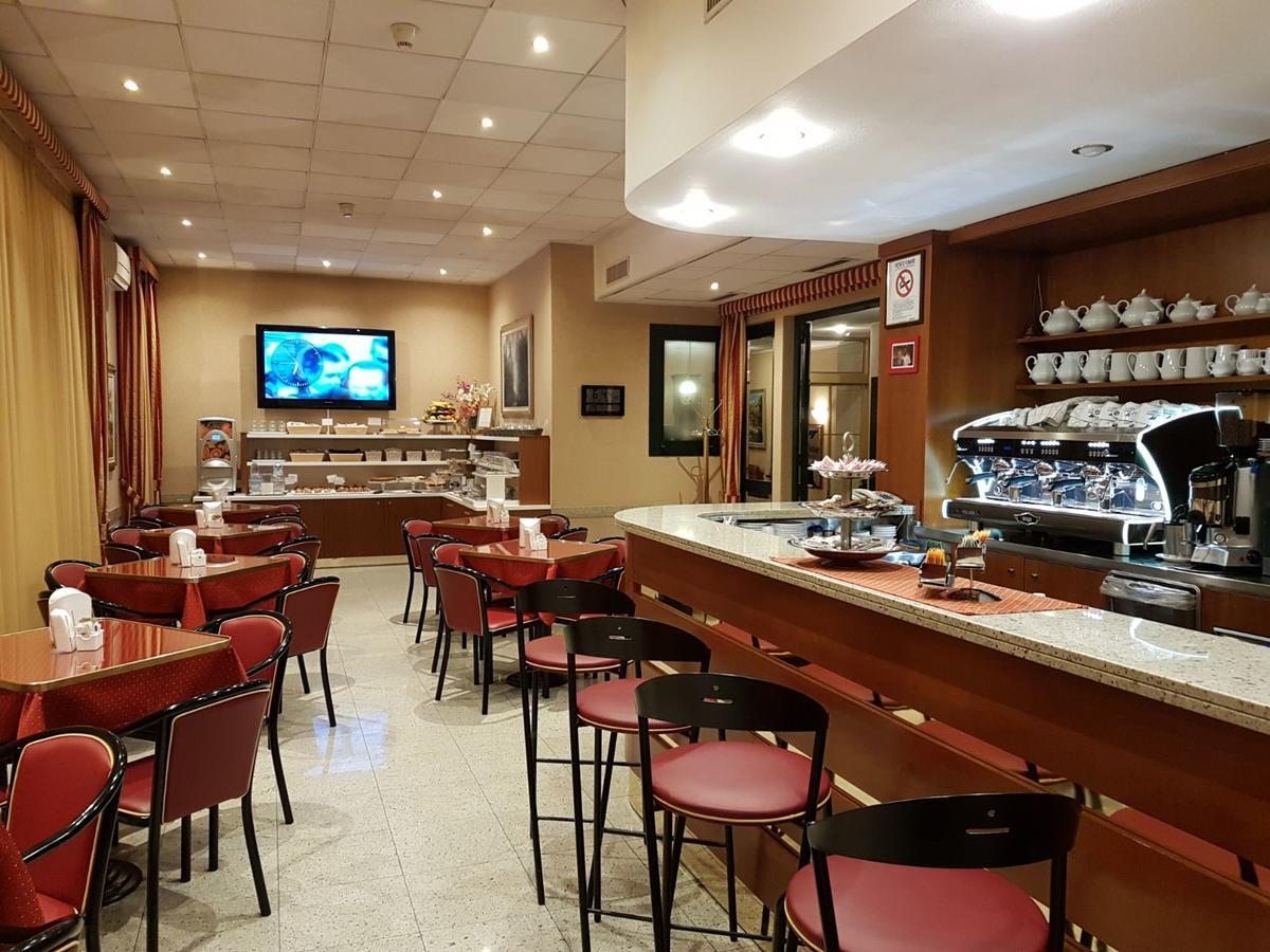 Hotel Tirreno Генуя Екстер'єр фото