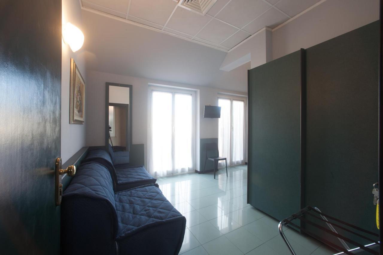 Hotel Tirreno Генуя Екстер'єр фото